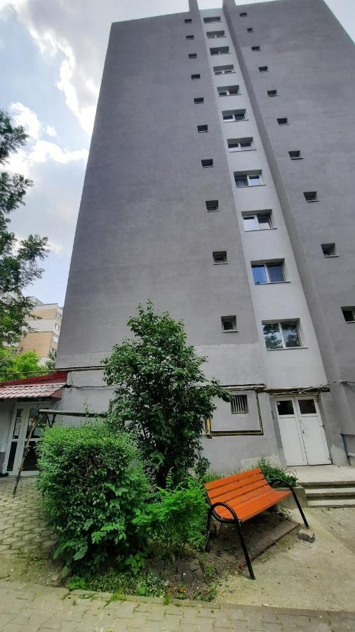 Bubu Apartament Petrosani Exterior photo